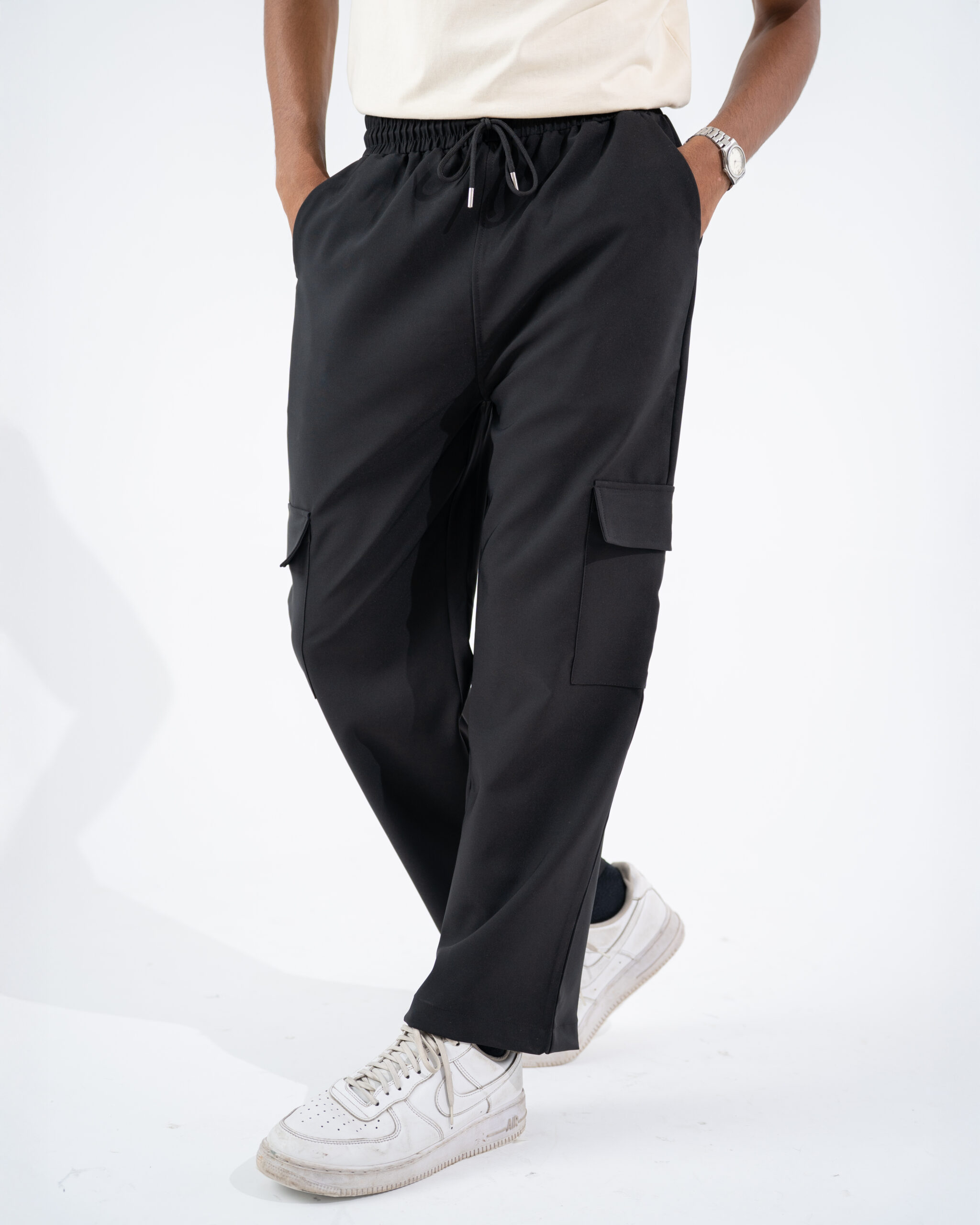 Baggy Fit Cargo Pants in Black - Image 6