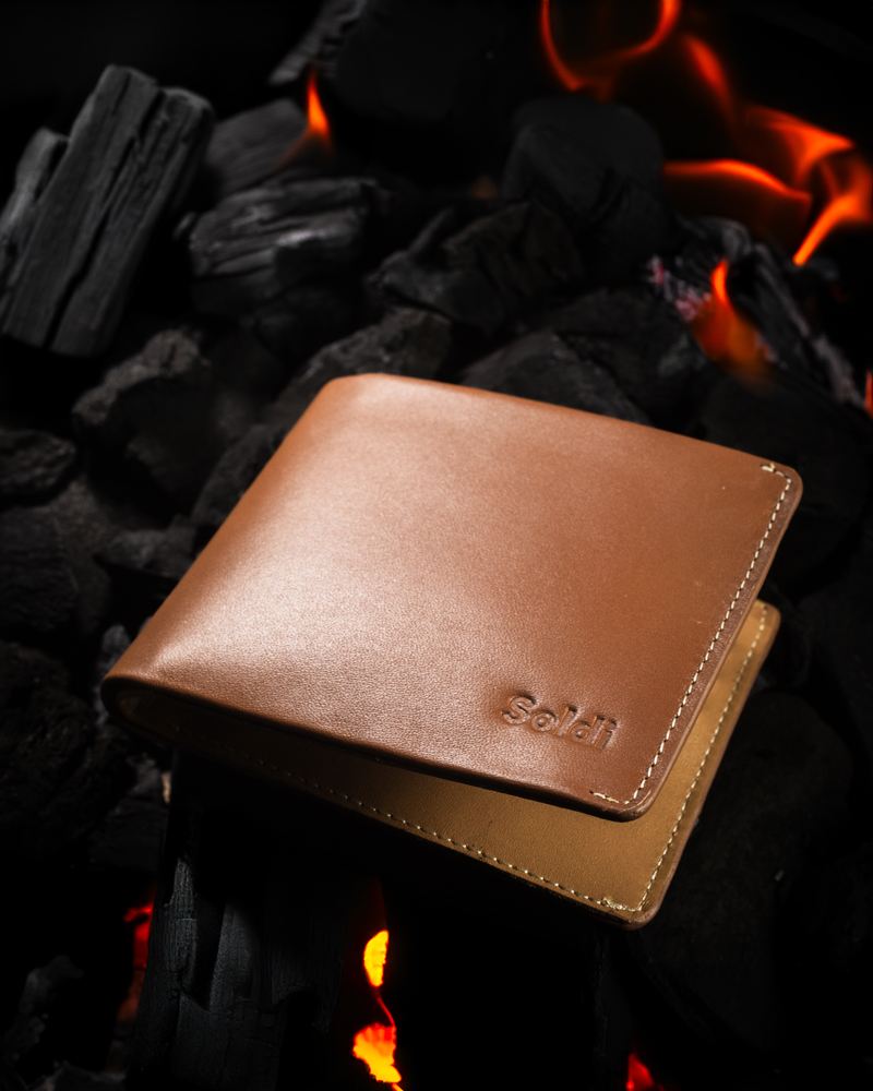 Bifold Duo Tone Classic Leather Wallet - Image 6
