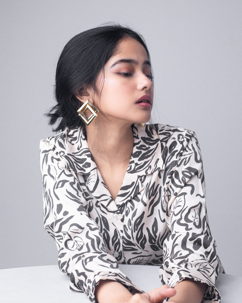 Double Square Earrings - Image 9