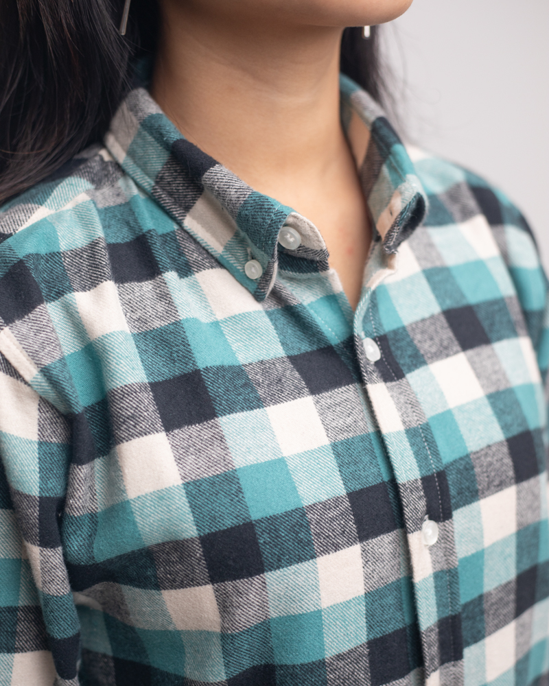 Long Sleeve Flannel Shirt in Teal and Black - Image 11