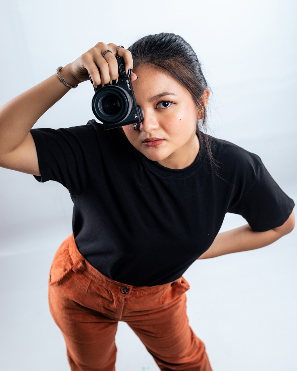 Premium Basic Black Crewneck T-shirt - Image 3