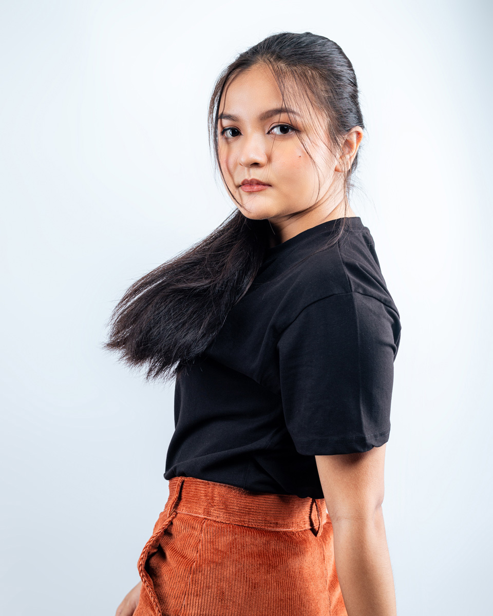 Premium Basic Black Crewneck T-shirt - Image 6