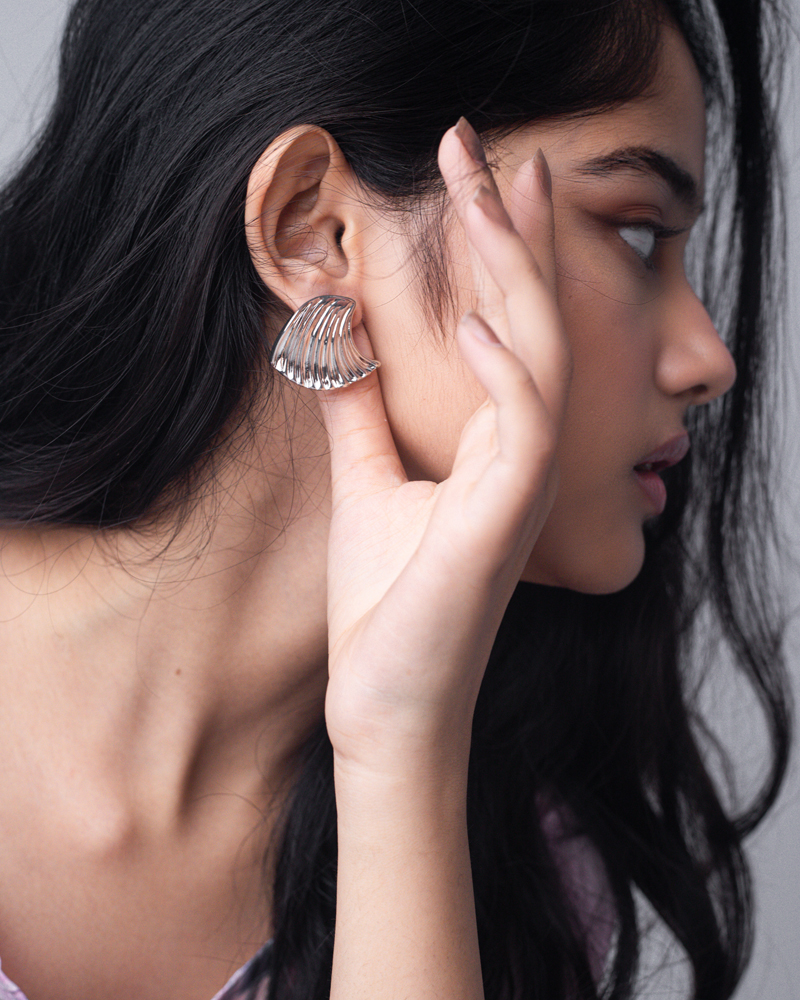 Sea Shell Earrings - Image 2