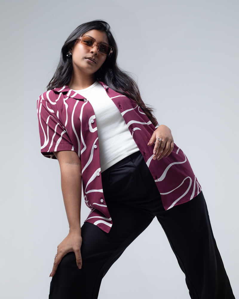 Swirl Printed Cuban Shirt in Maroon - Image 8