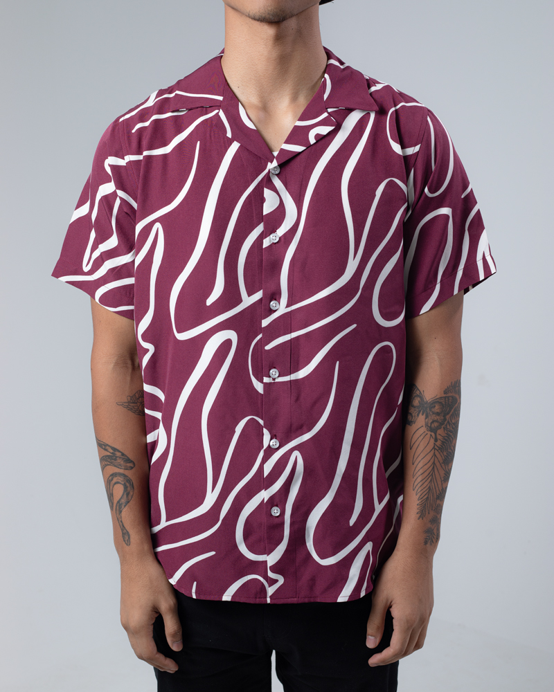 Swirl Printed Cuban Shirt in Maroon - Image 4
