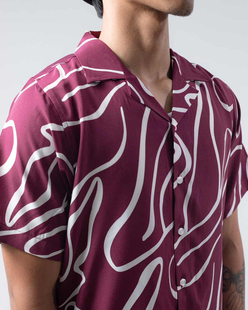 Swirl Printed Cuban Shirt in Maroon - Image 5