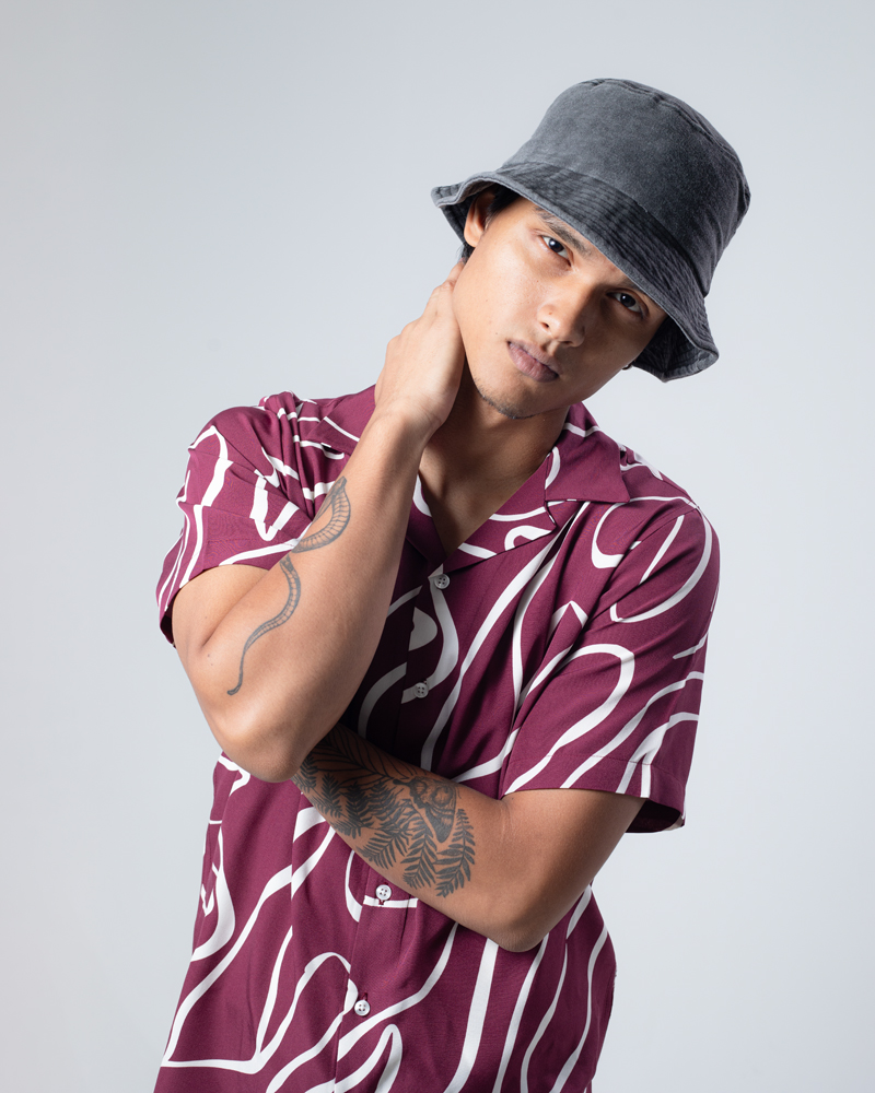 Swirl Printed Cuban Shirt in Maroon - Image 6
