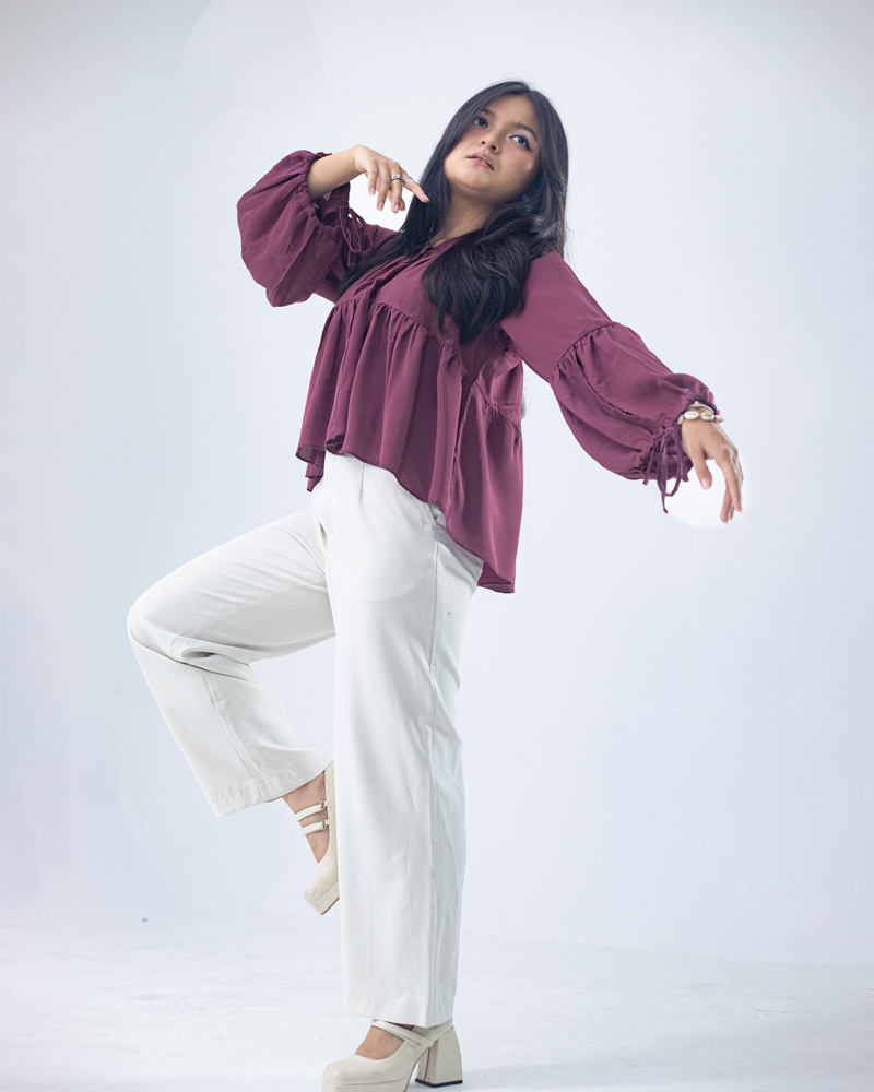 Women’s Georgette Pleated Flowy Top in Mauve - Image 6