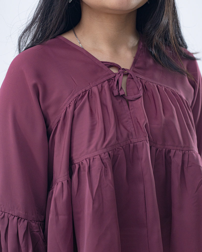 Women’s Georgette Pleated Flowy Top in Mauve - Image 3