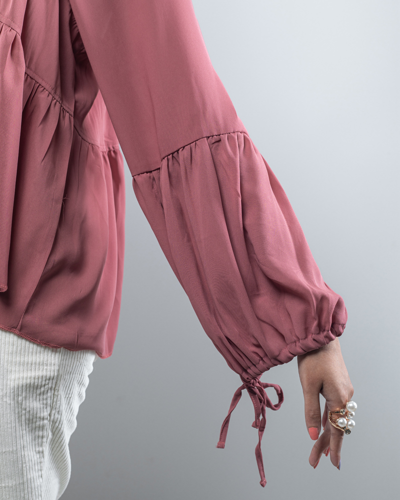 Women’s Georgette Pleated Flowy Top in Pink - Image 5