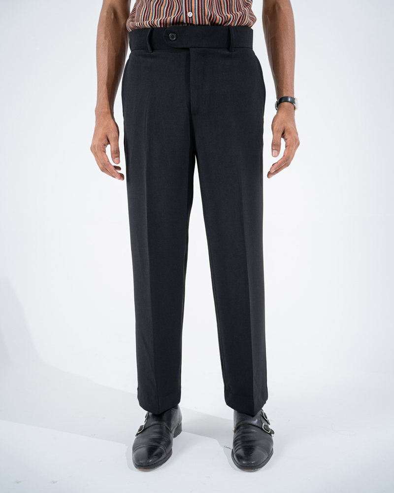 Men's Classic Relaxed Fit Pants in Black - Image 3