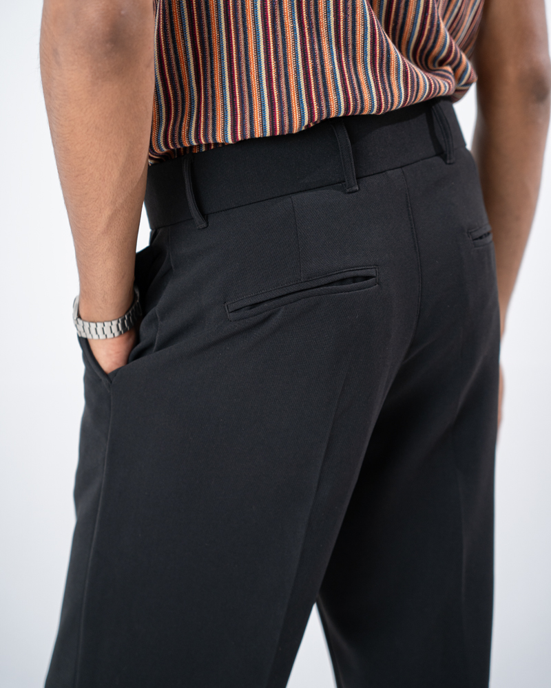 Men's Classic Relaxed Fit Pants in Black - Image 5