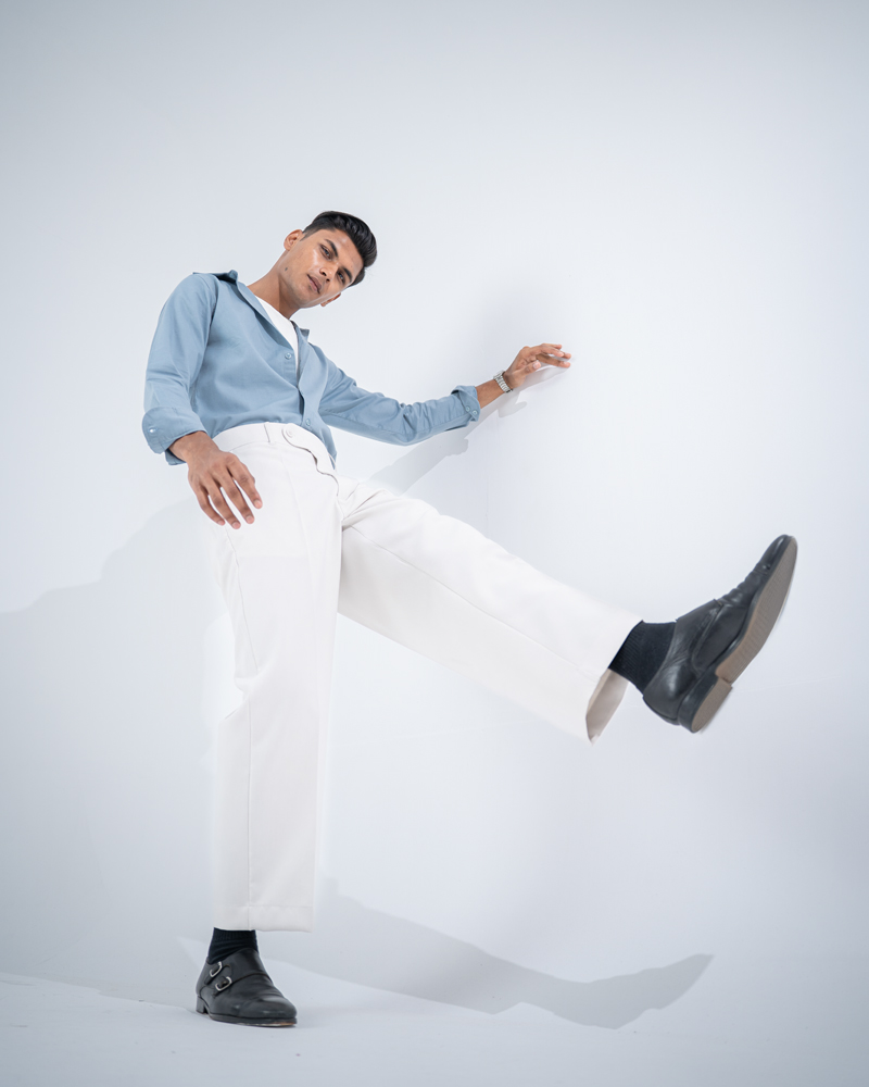 Men's Classic Relaxed Fit Pants in White - Image 7