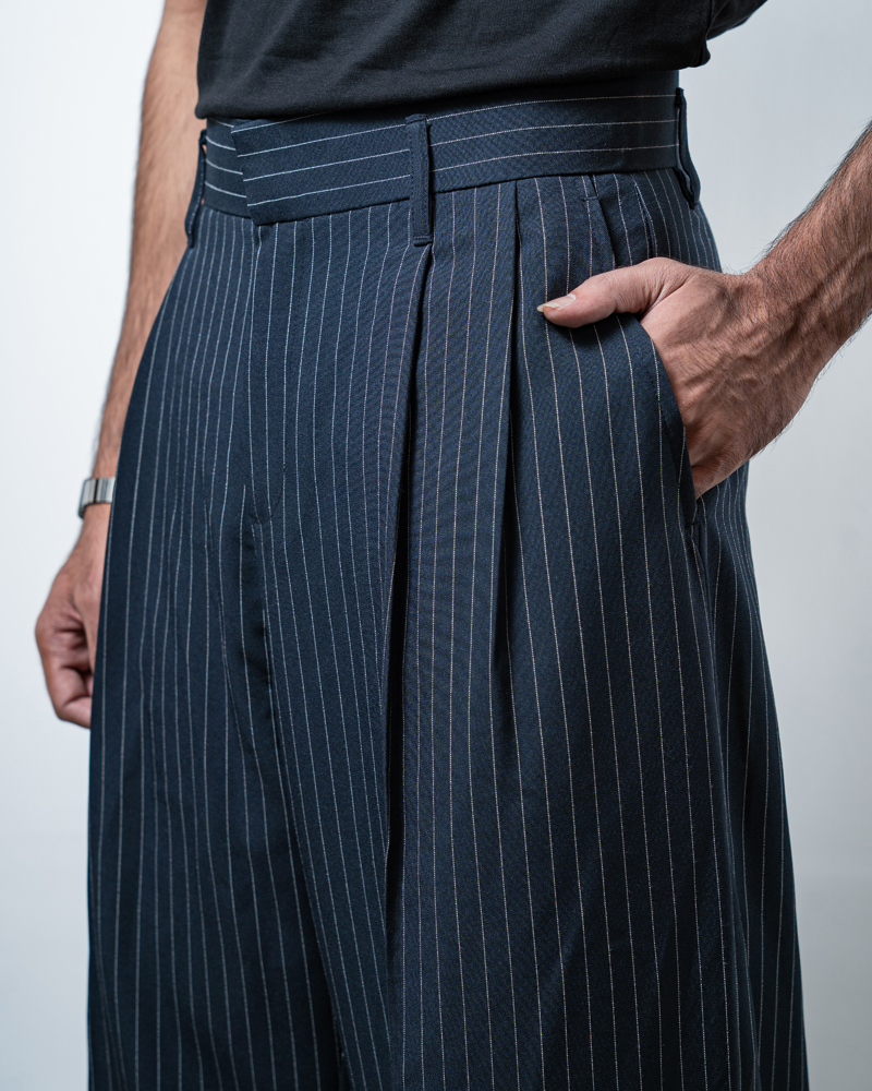 Men's Pinstripe High Waisted Relaxed Pants in Navy Blue - Image 2