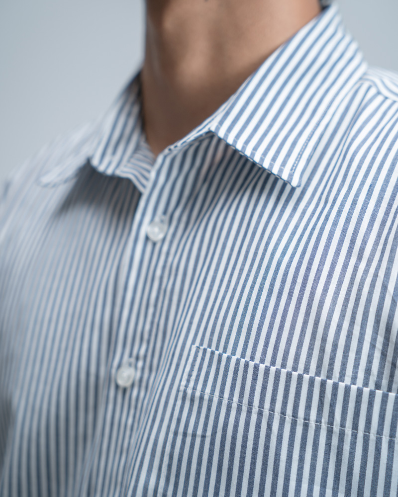 Oversized Cropped Shirt in White & Navy Blue - Image 6