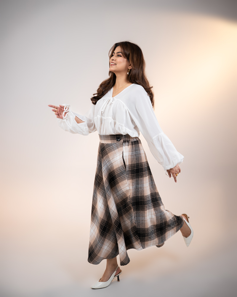 Women's Long Flannel Skirt in Black and Cream